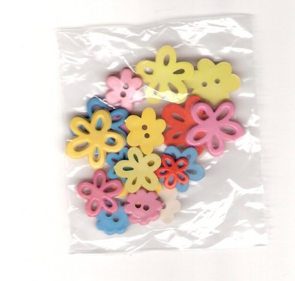 16 pastel plastic flowers for cards scrapbooks altered art