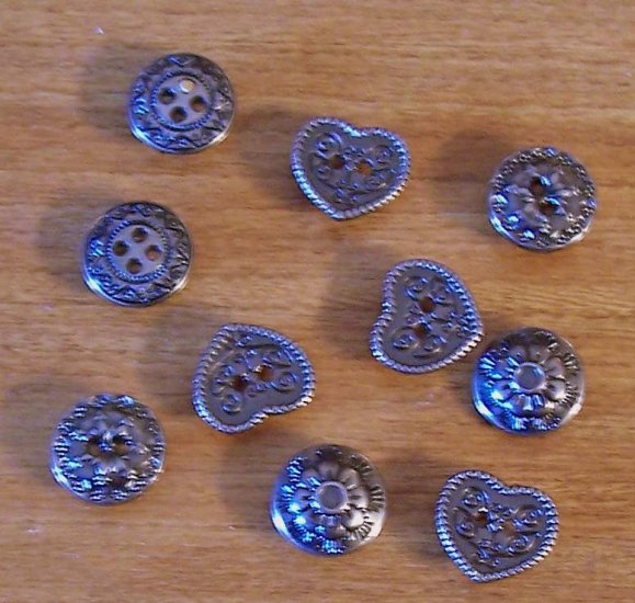 Lot of 8 fancy large nailhead buttons in pewter color hearts flowers