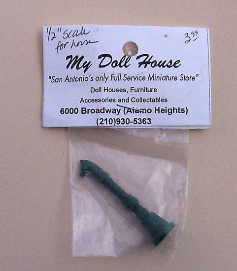 Dollhouse miniatures cast iron horsehead hitching post MIP