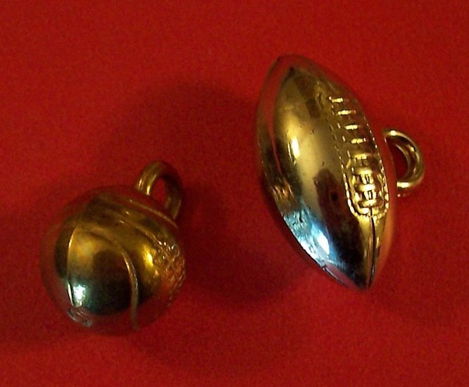 1950s Vending machine charms sports theme