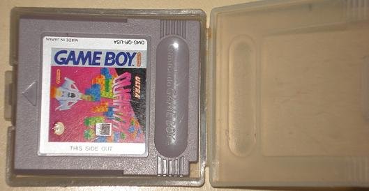 Nintendo Gameboy Quarth computer video game cartridge and case - like new condition