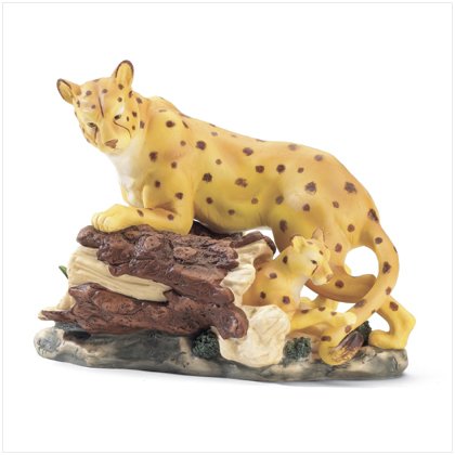 PORCLAIN LEOPARD FIGURINE