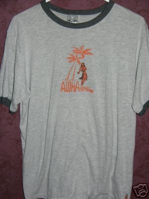 Quiksilver t shirt sz Large 00323