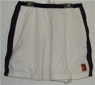 NIKE shorts sz Small 4-6 00645