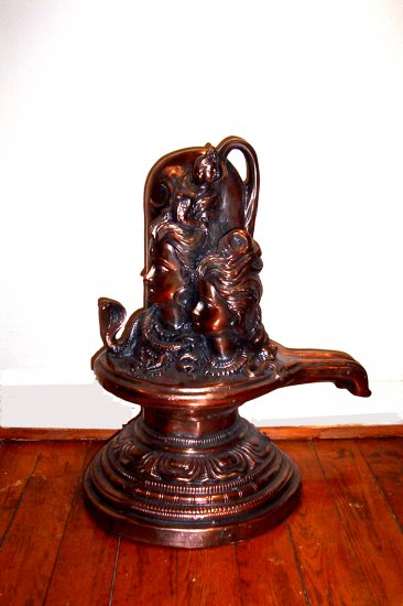 Hindu Gods Shiva and Parvati Statue