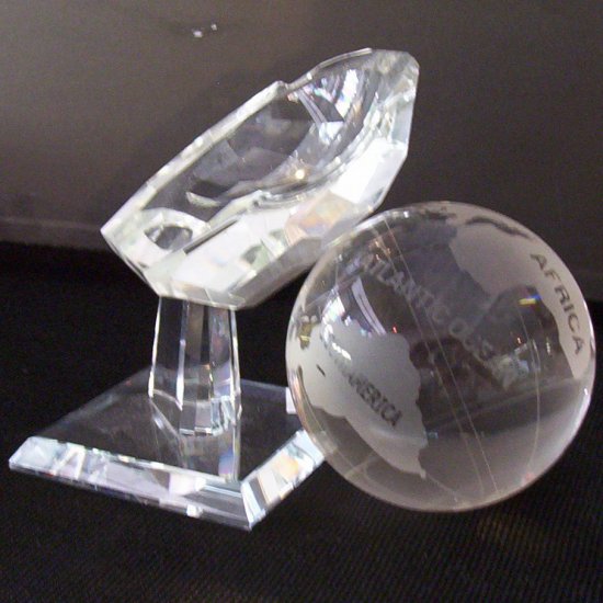 Crystal- Globe on Hand