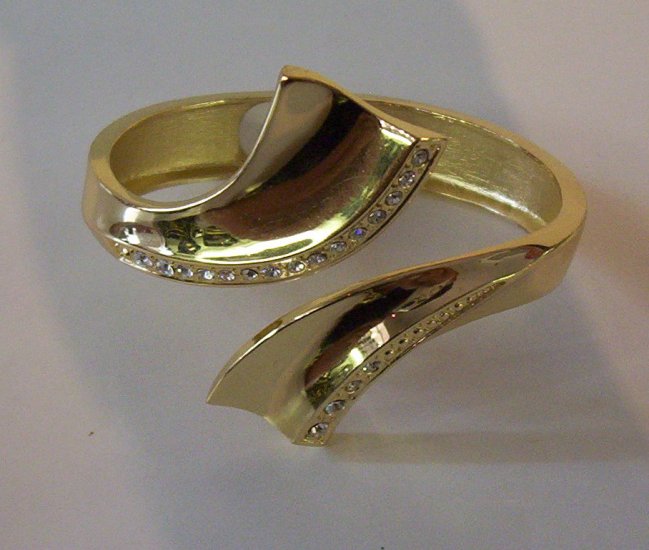 High End Fashion Bangle- FREE SHIPPING