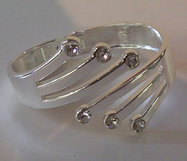 High End Fashion Bangle- FREE SHIPPING