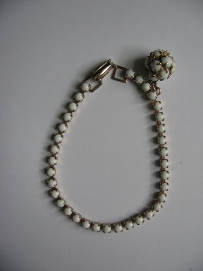 GOLD MILKGLASS BRACELET