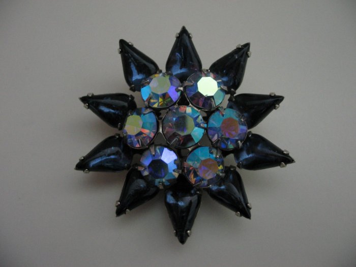 NAVY STAR BROOCH