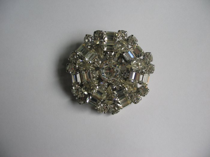 RHINESTONE BAGUETTE BROOCH