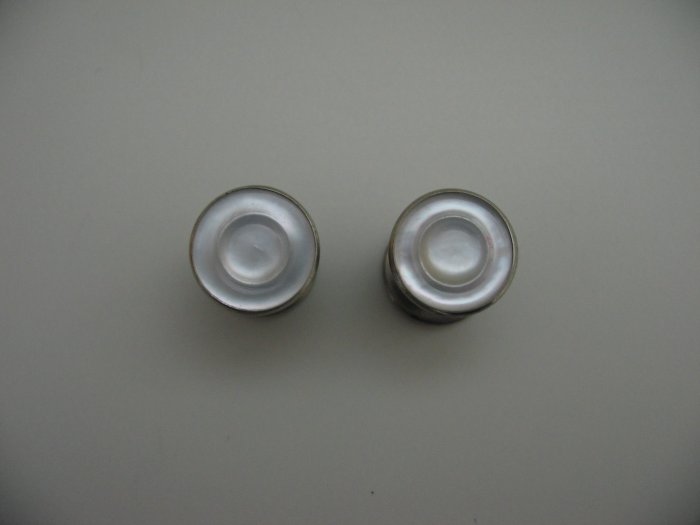 PEARLY CUFF LINKS