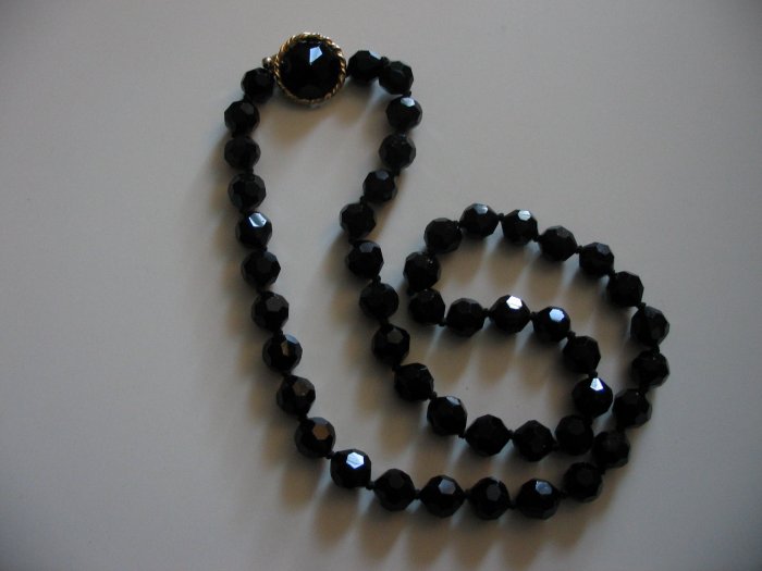 BLACK JET BEAD NECKLACE