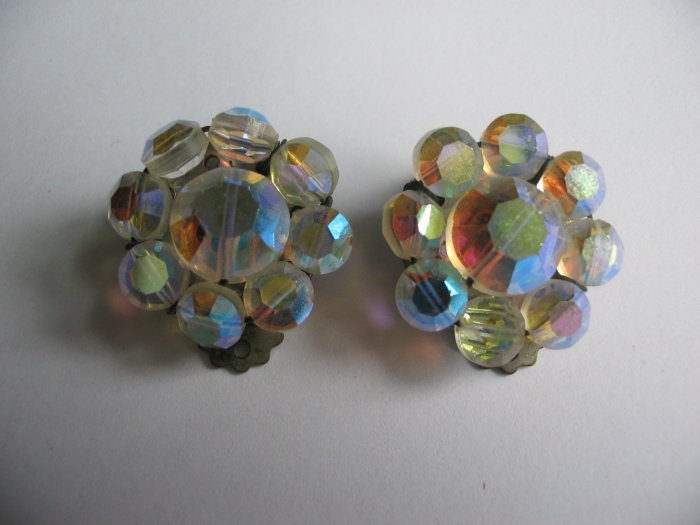 CLEAR AURORA EARRINGS