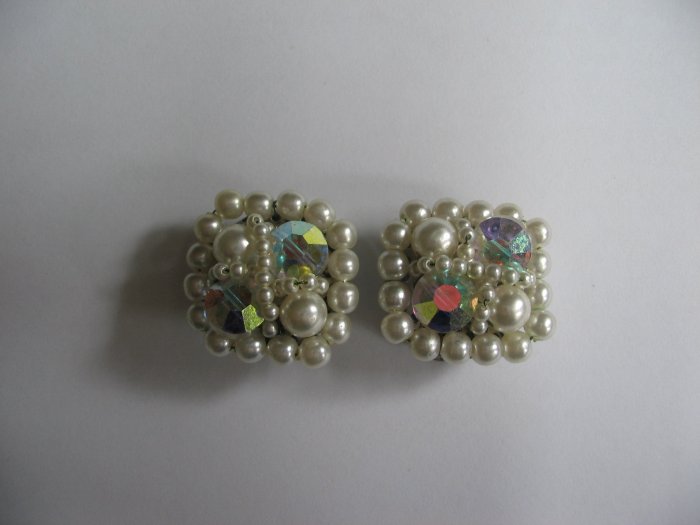 PEARL SQUARE EARRINGS
