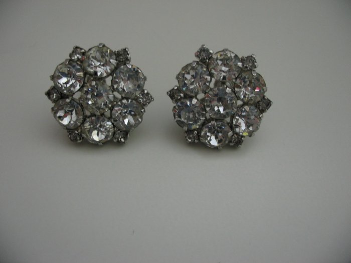 ROUND RHINESTONE EARRINGS