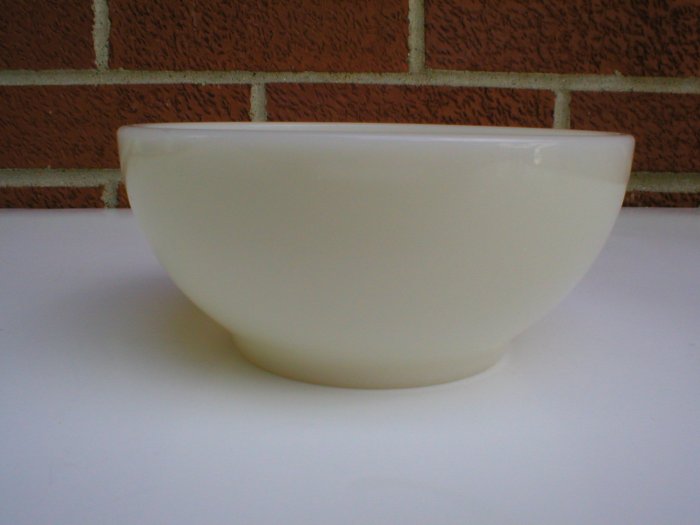 Set of 6 vintage Ivory Soup or Cereal Glass Fireking Bowls Fire King