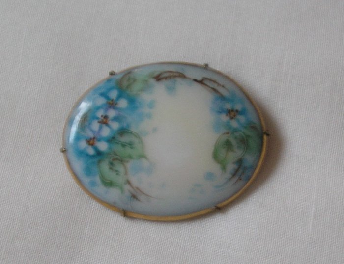 Antique Handpainted Brooch/Forget Me Nots