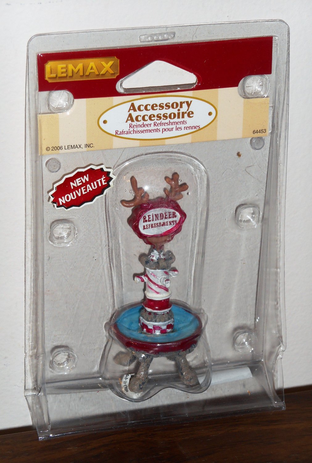 Lemax Christmas Village Collection Figurines 64453 Reindeer Refreshments 2006 NIP