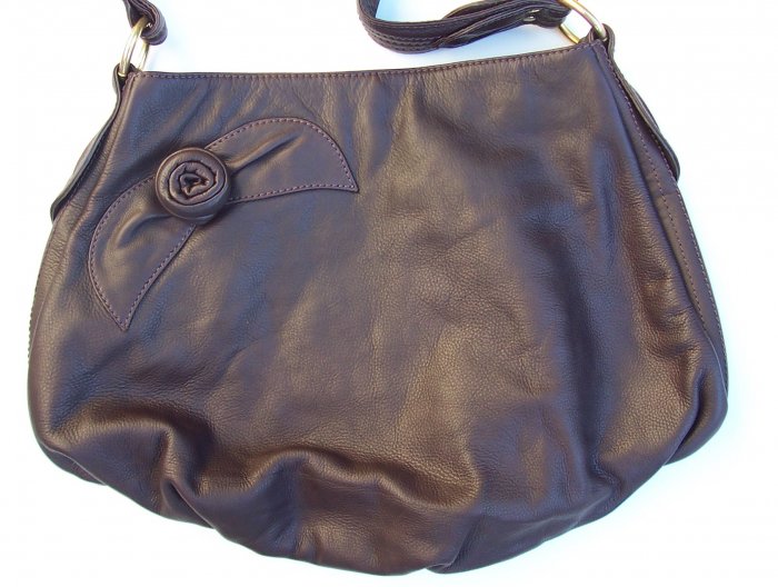 New ELYSIAN PARK Brown Leather Rose Purse Anthropologie