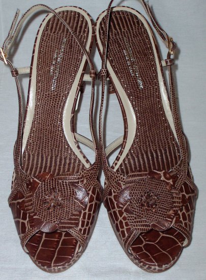 ADRIENNE VITTADINI Retro Reptile Peep Toe Heel Pump 9