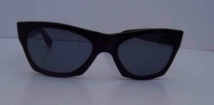 WILLSONITE Retro Vintage Plastic Wayfarer Risky Biz Sunglasses Rare