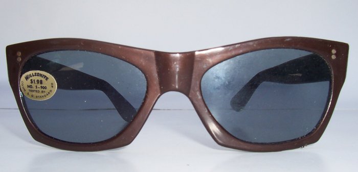 WILLSONITE Retro Vintage Plastic Wayfarer Sunglasses Rare
