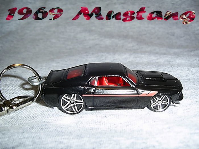 1969 MUSTANG CAR KEYCHAIN & SWIVEL CLIP (FREE SHIPPING)
