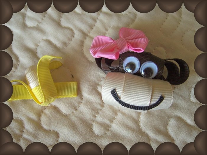 GOING BANANAS ......MONKEY AND BANANA CLIPPIES