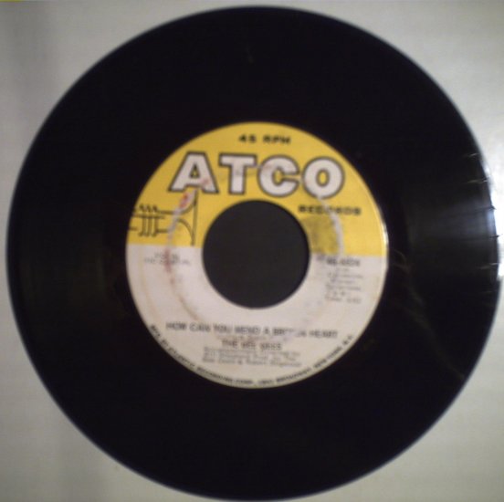 Bee Gees How Can You Mend/Country Woman