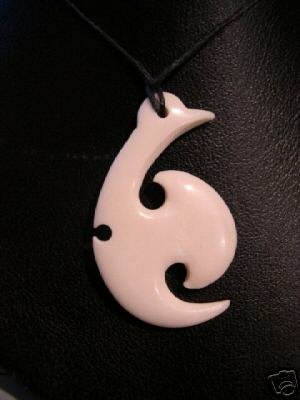 TRIBAL MAORI STYLE BONE CARVING FROM NEW ZEALAND