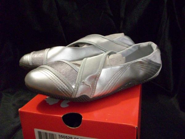 Puma Arayla Sequins Sz 10 (350528-01)