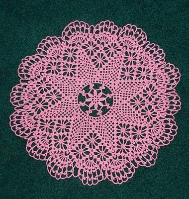LACY PINK STAR DOILY - **NEW**