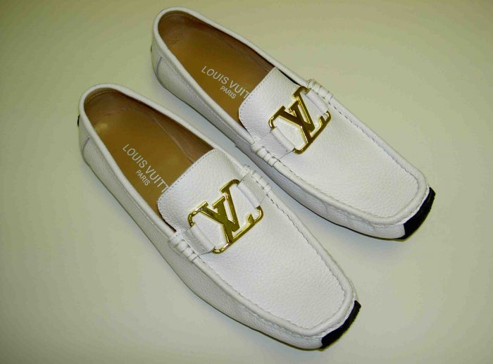 Used / Like New Men Louis Vuitton Loafers US 9 EU 42