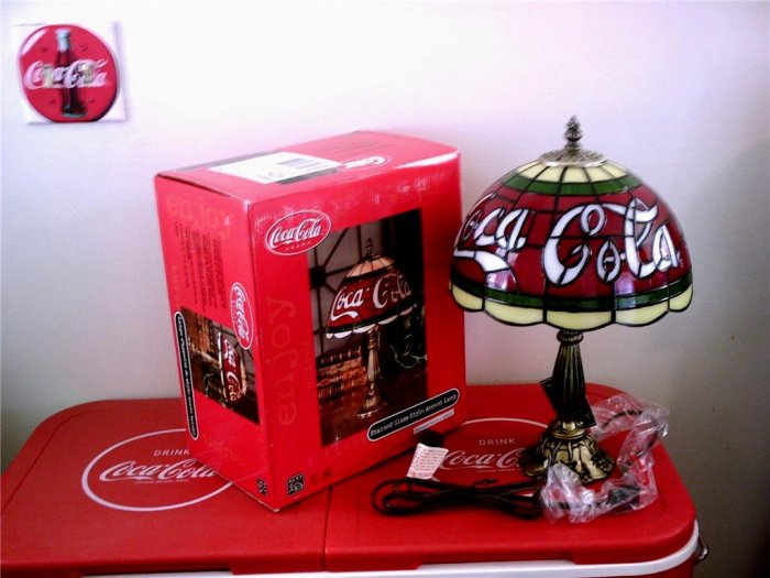 Coca Cola Table Desk Lamp Stained Glass Style Accent Lamp NIB & FREE SHIPPING!!