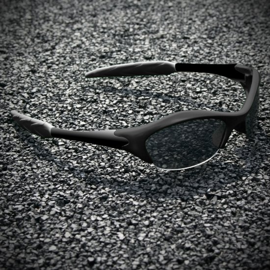 Half-frame | BLACK + BLACK