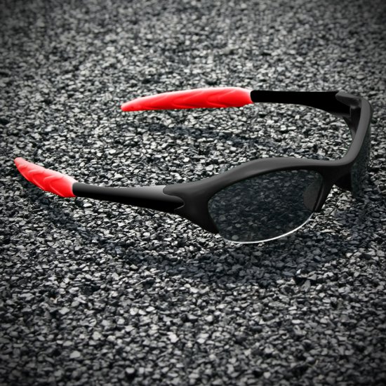 Half-frame | BLACK + BLACK + RED