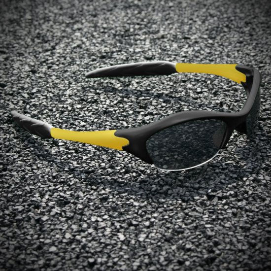 Half-frame | BLACK + VEGAS GOLD