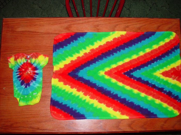 Tye Dye Baby Onesies 12 mnth and Tharmal Blanket Handmade One of a Kind!!