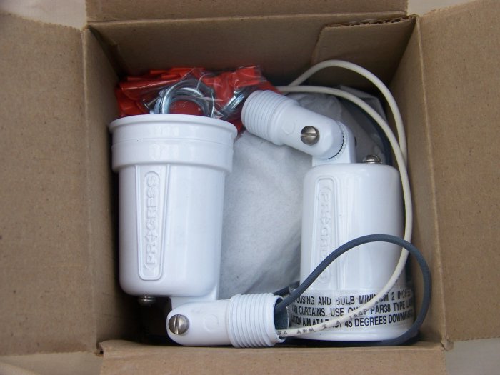 progress two light floodlamp holder