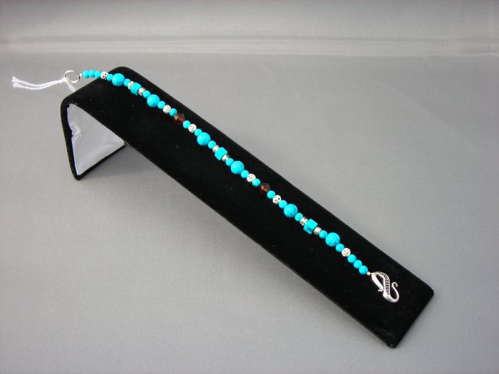 LC944B - Turquoise Beaded Bracelet
