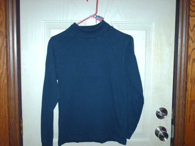 Gently Worn Basic Editions Navy Blue Turtleneck Childrens Size 14/16