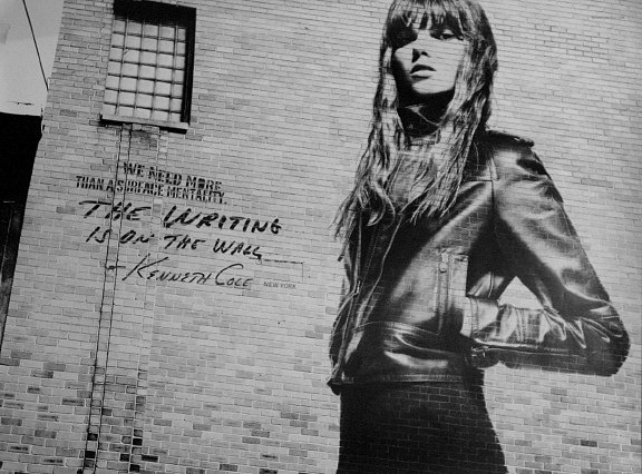 Kenneth Cole * WRITING ON THE WALL * Fashion Poster GIRL 3' x 4' 2007 New