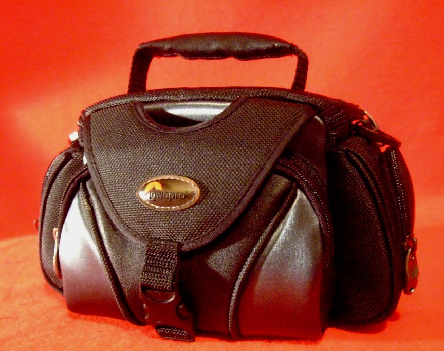 LowePro * TENBA * Digital Camera Bag ( Two-Tone Black ) Mint