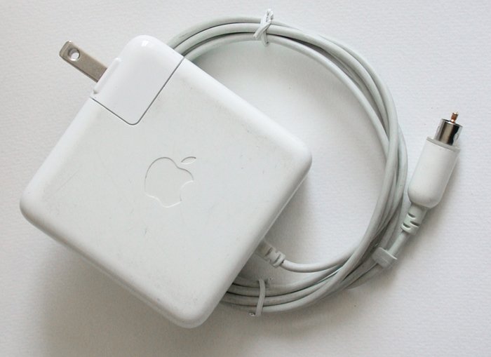 Apple 65w Power Adapter with 6' ft extention for G4 iBook Powebook Laptop