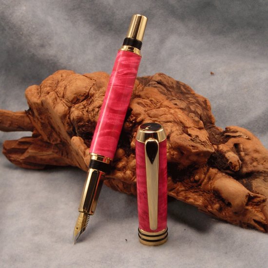 da Vinci 24k Gold Fountain Pen ~ Magenta dyed Box Elder Burl