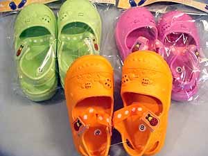 "kona" kids clogs lady bug design wholesale lot 12 sizes 8-13