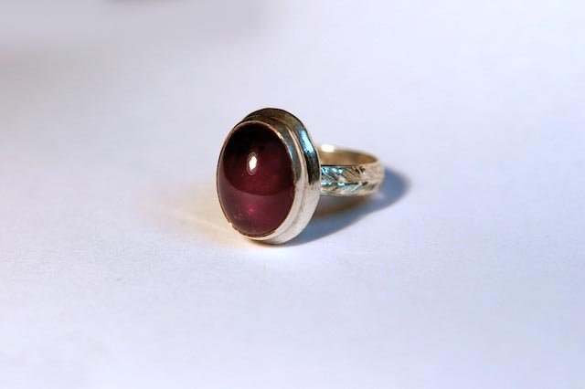 Large Amethyst w/engraved band