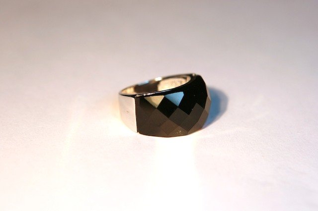 Faceted Onyx