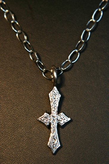 Small engraved Cross on Link Chain